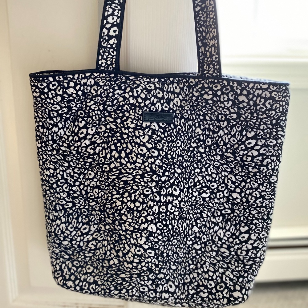 Vera Bradley tote.